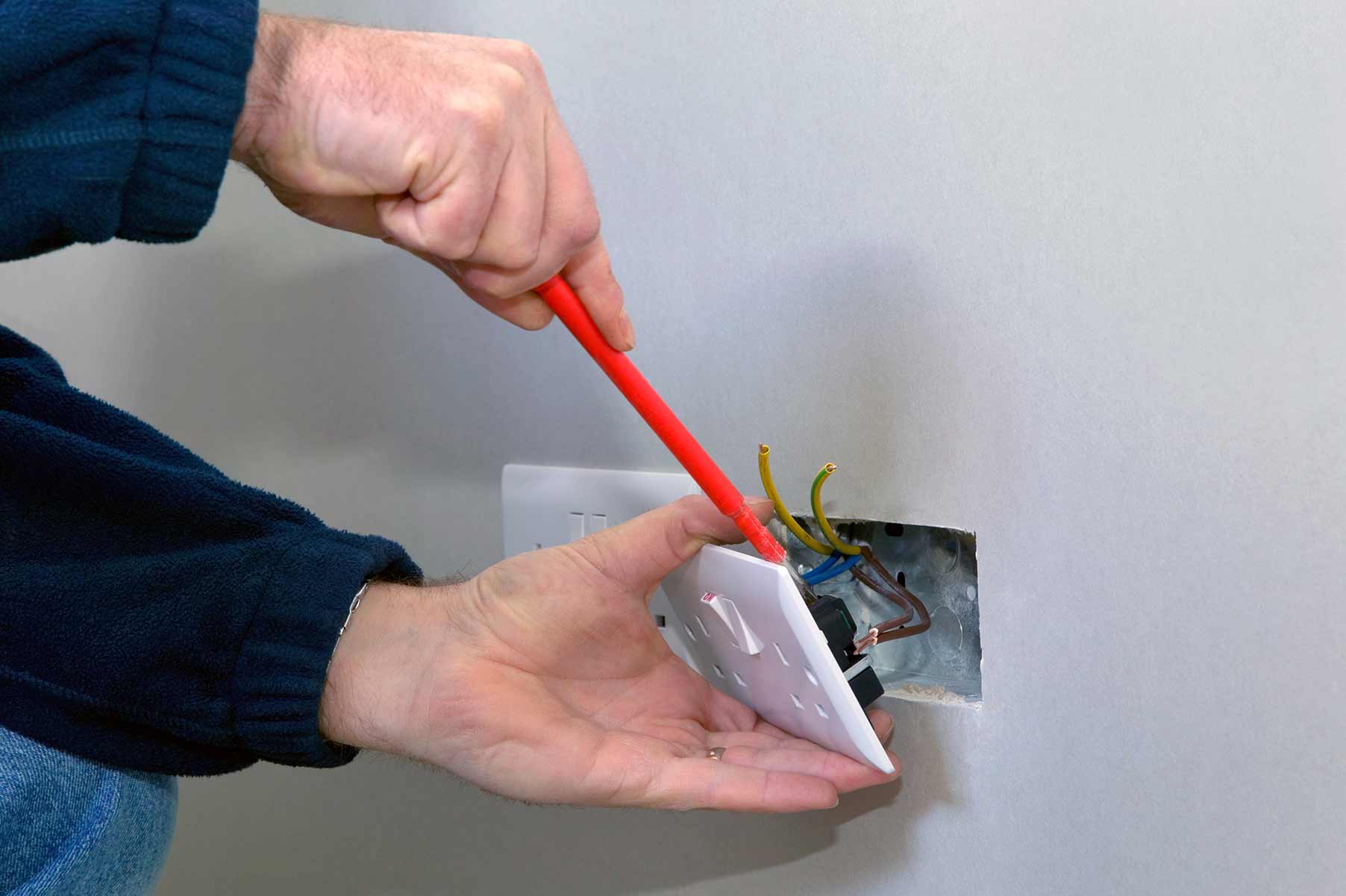 Our electricians can install plug sockets for domestic and commercial proeprties in South Acton and the local area. 